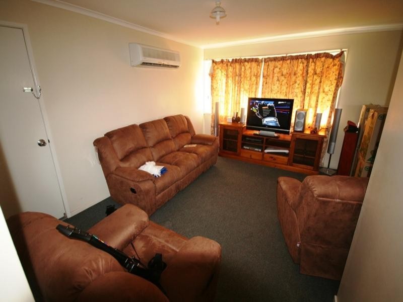 11 Raglan Street, Biloela QLD 4715