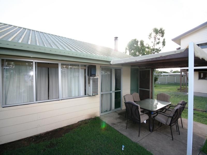 11 Raglan Street, Biloela QLD 4715