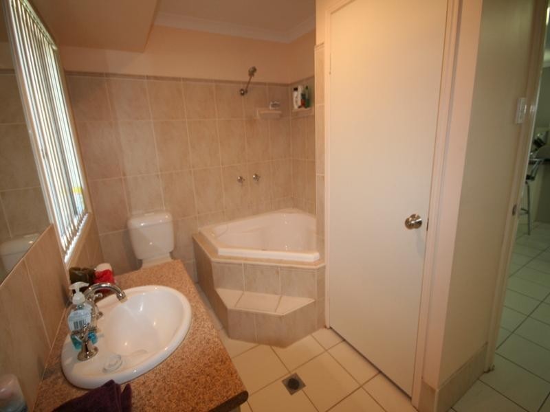 1 Joe Kooyman Drive, Biloela QLD 4715