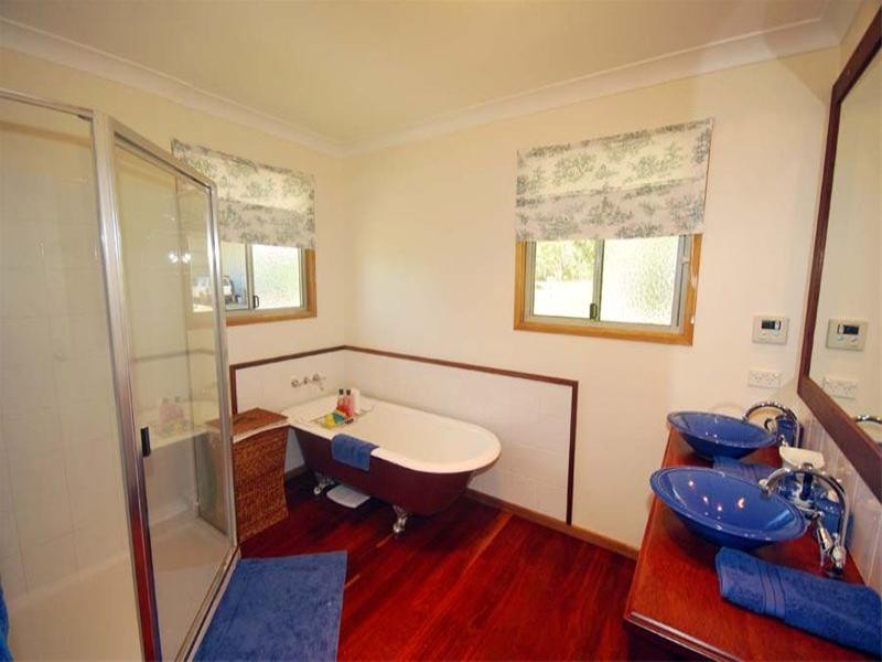 591 Halls Road, Thangool QLD 4716