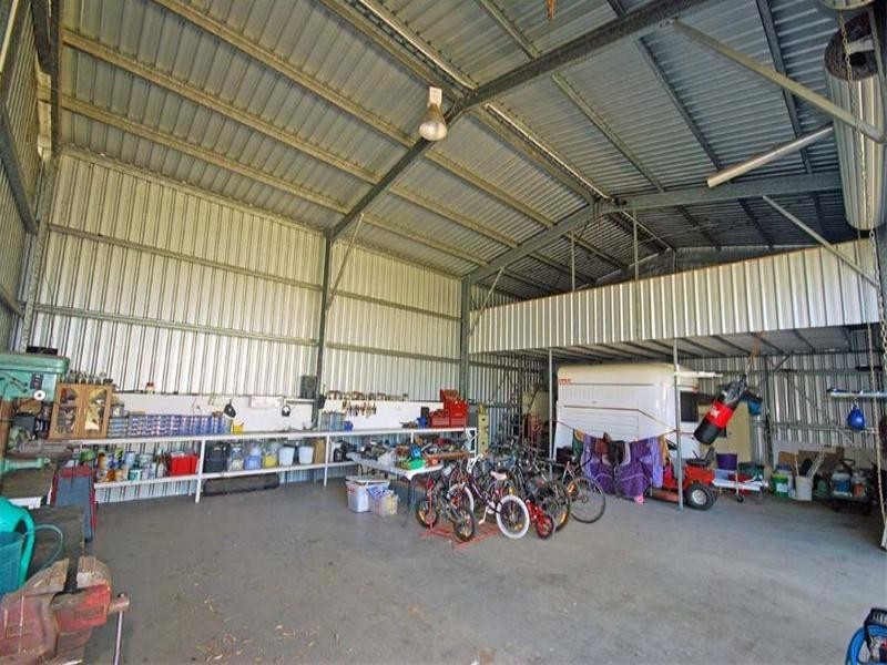 591 Halls Road, Thangool QLD 4716