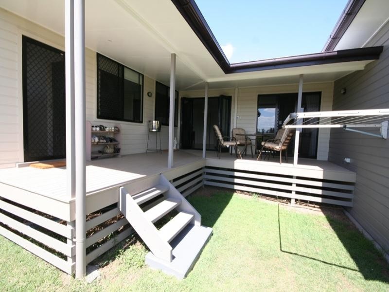 18 Michael Drive, Biloela QLD 4715