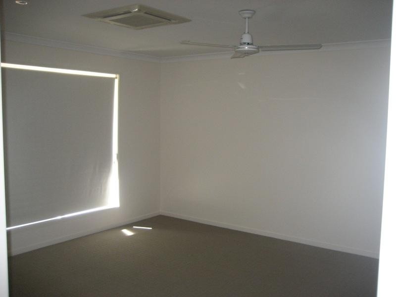 11 Coreen Street, Biloela QLD 4715