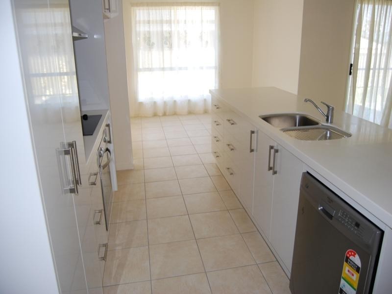 11 Coreen Street, Biloela QLD 4715