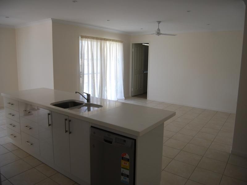 11 Coreen Street, Biloela QLD 4715