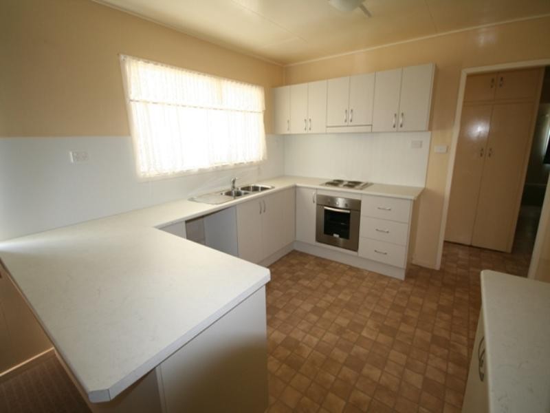 49 Burnett Highway, Biloela QLD 4715