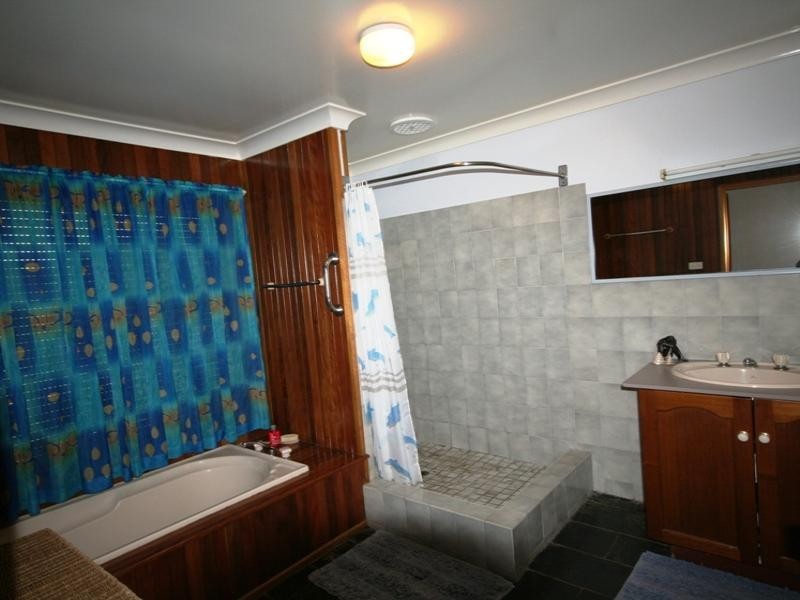 61 Thalberg Avenue, Biloela QLD 4715