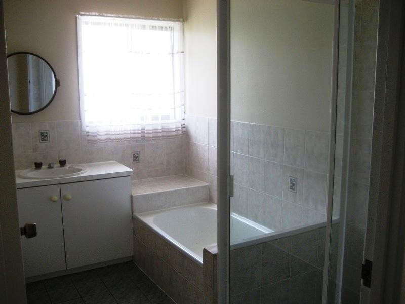 17 Lawrence Street, Biloela QLD 4715