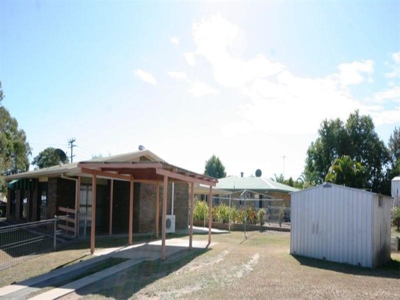 17 Lawrence Street, Biloela QLD 4715
