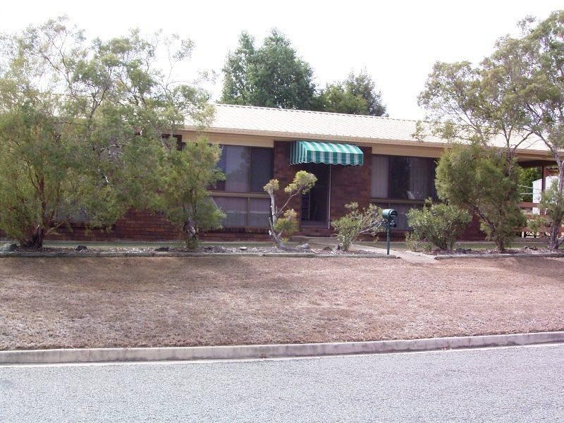 17 Lawrence Street, Biloela QLD 4715