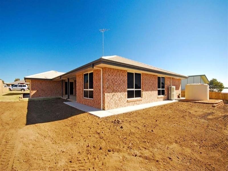 28 Valley View Drive, Biloela QLD 4715