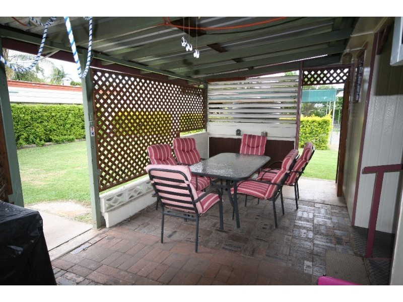 30 Rainbow Street, Biloela QLD 4715