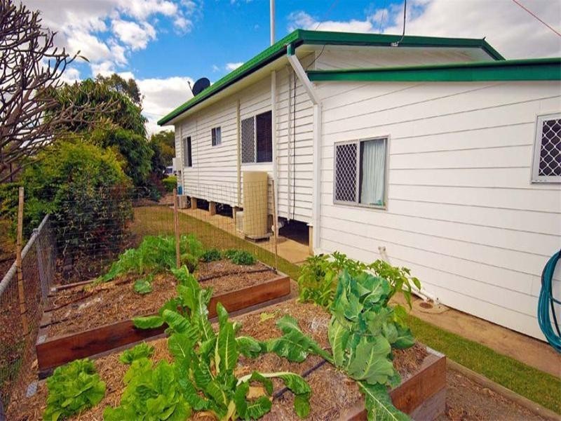 103 Grevillea Street, Biloela QLD 4715