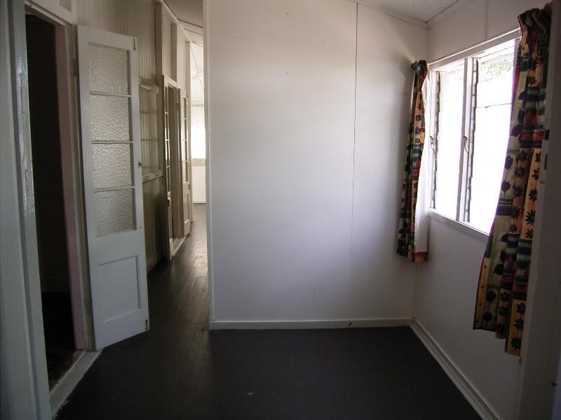 2/10 Buckland Street, Biloela QLD 4715