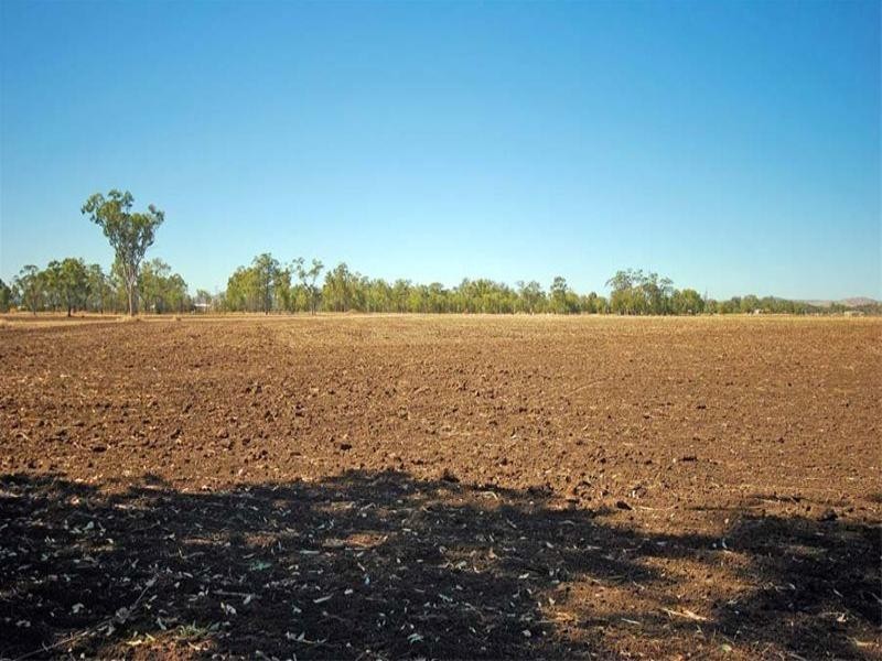 31 Zischkes Lane, Biloela QLD 4715