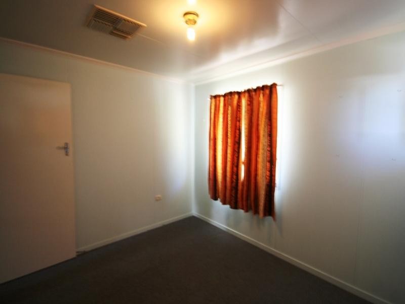 1 Lookerbie Street, Biloela QLD 4715