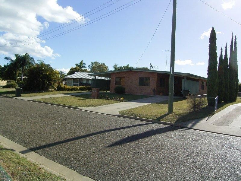 1/8 Beak Place, Biloela QLD 4715