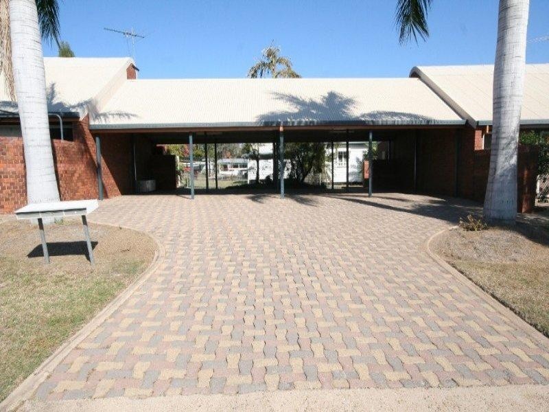 2/84 Kroombit Street, Biloela QLD 4715