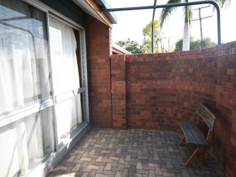 2/84 Kroombit Street, Biloela QLD 4715