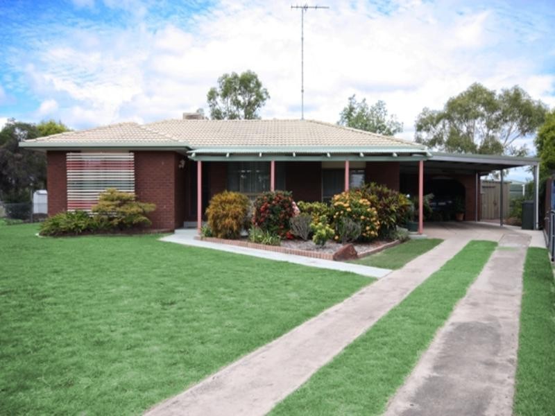 8 Bauerle Court, Biloela QLD 4715