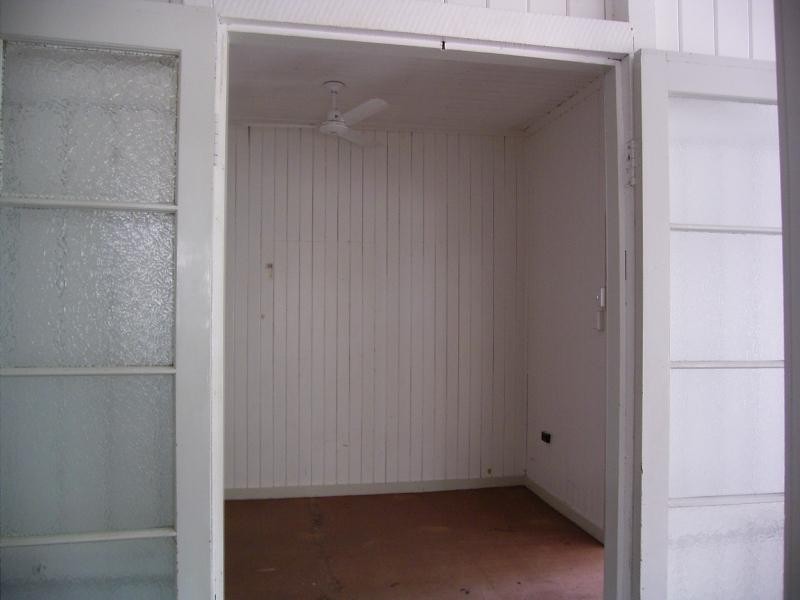 2/10 Buckland Street, Biloela QLD 4715