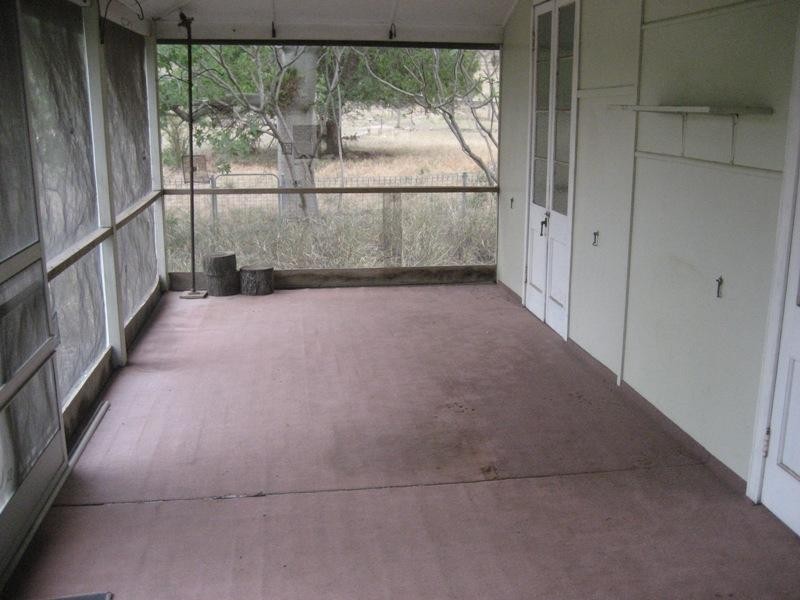 395 Blacks Road, Thangool QLD 4716