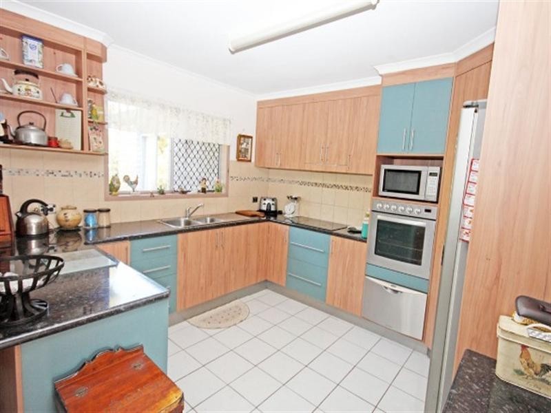 14 Lookerbie Street, Biloela QLD 4715