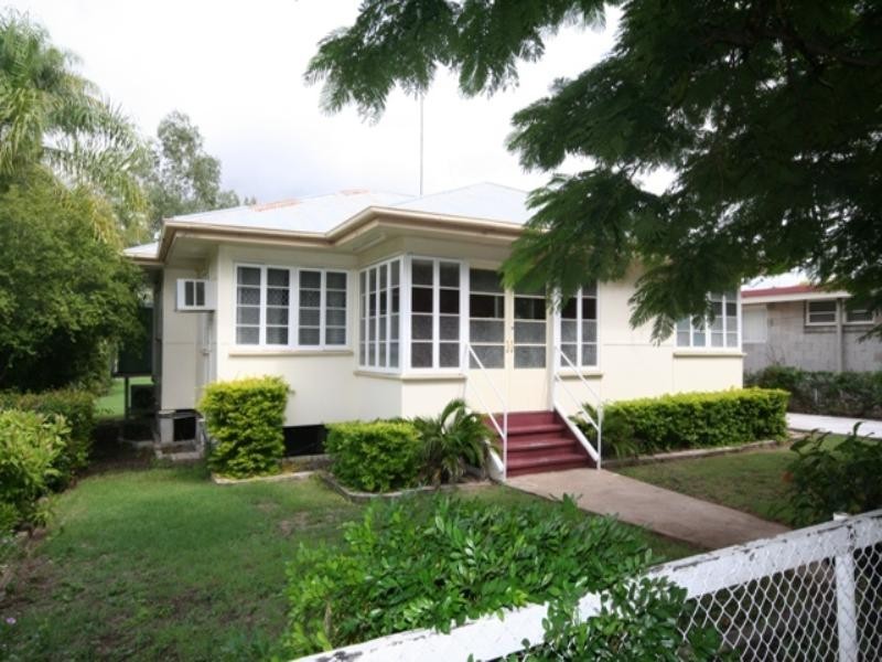 35 Rainbow Street, Biloela QLD 4715