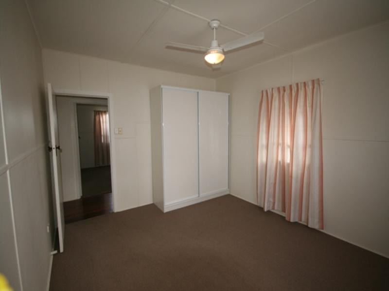 114 Kroombit Street, Biloela QLD 4715