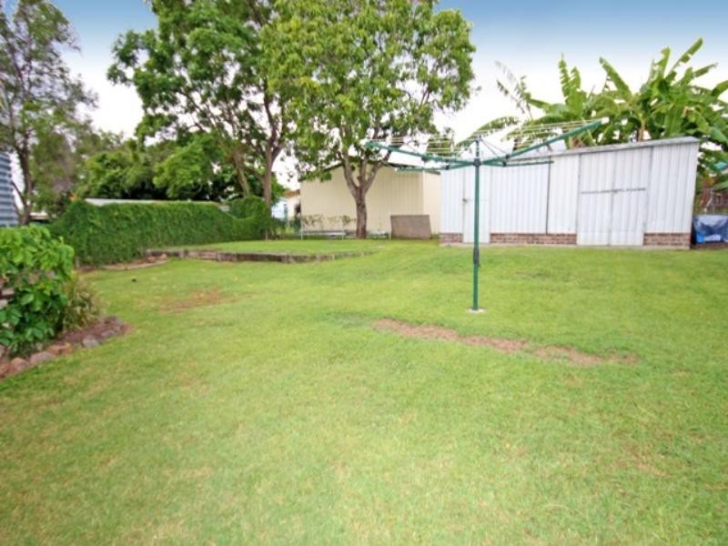 12 Sellheim Street, Biloela QLD 4715