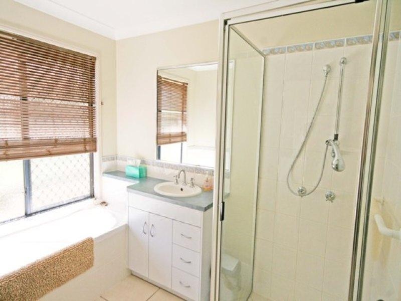 17 Raglan Street, Biloela QLD 4715