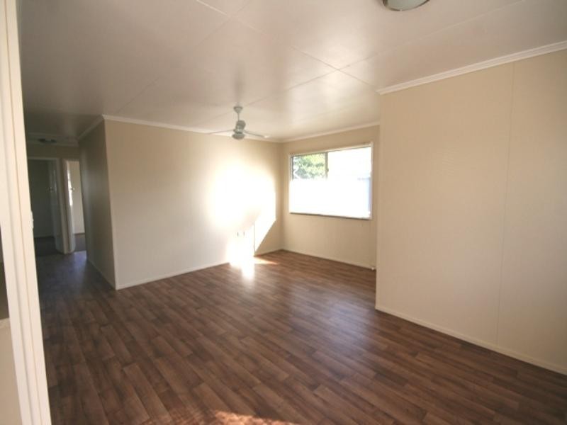 10 Dee Street, Biloela QLD 4715