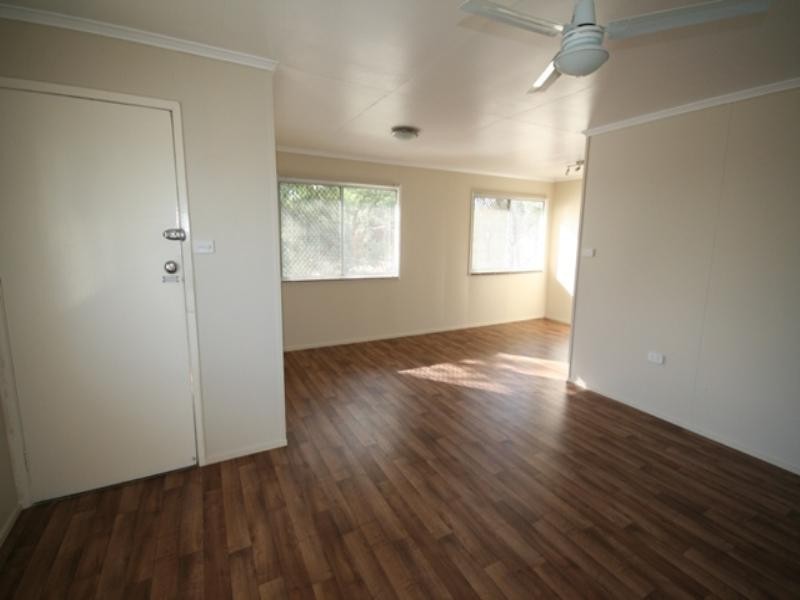 10 Dee Street, Biloela QLD 4715