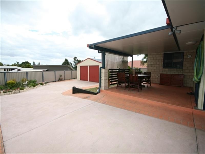 8 Ebony Way, Biloela QLD 4715