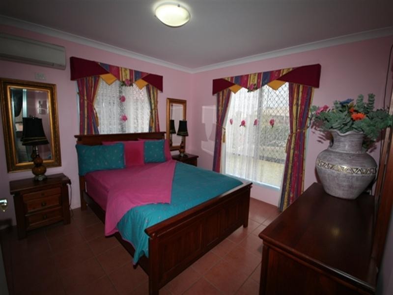 8 Ebony Way, Biloela QLD 4715