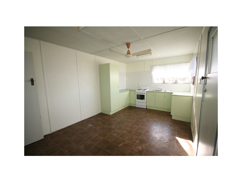 14 Mimosa Street, Biloela QLD 4715