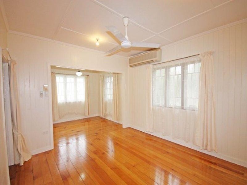 15-15A Grevillea Street, Biloela QLD 4715