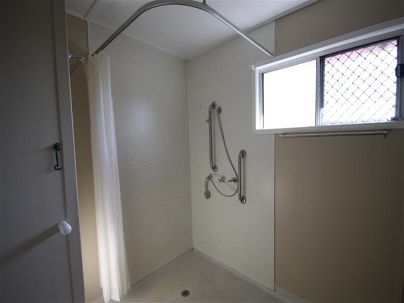 8 Collins Street, Biloela QLD 4715