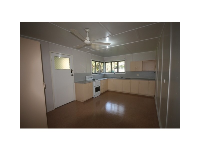 168 Kariboe Street, Biloela QLD 4715