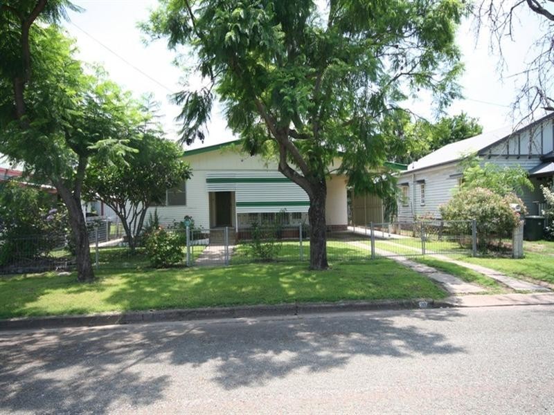 28 Grevillea Street, Biloela QLD 4715