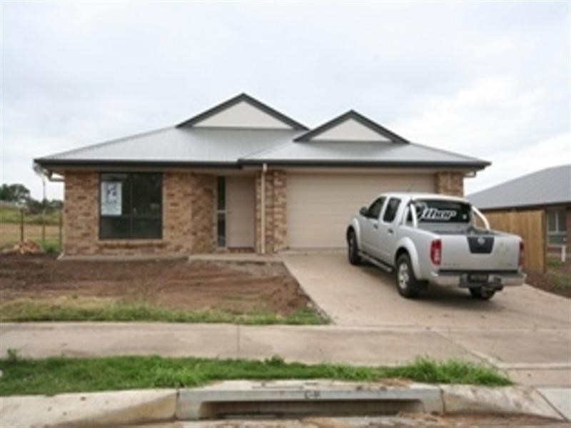 6 Panorama Drive, Biloela QLD 4715