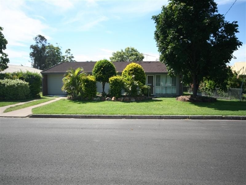 25 Woolein Crescent, Biloela QLD 4715