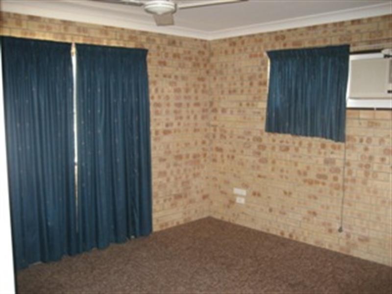 2/3 Gallagher Court, Biloela QLD 4715