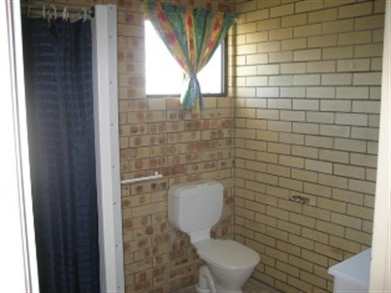 2/3 Gallagher Court, Biloela QLD 4715