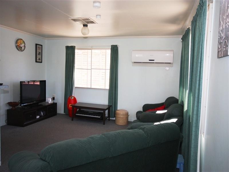 1 Lookerbie Street, Biloela QLD 4715