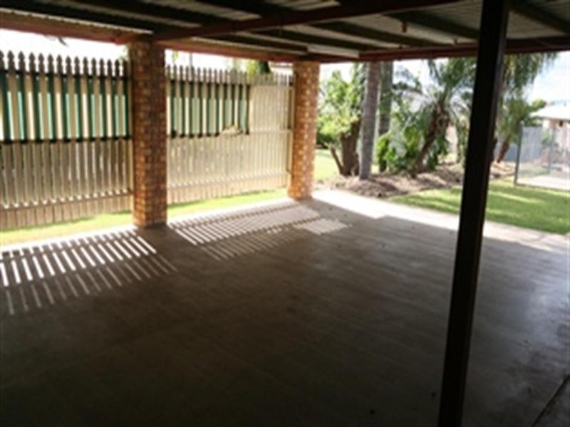54 Lawrence Street, Biloela QLD 4715