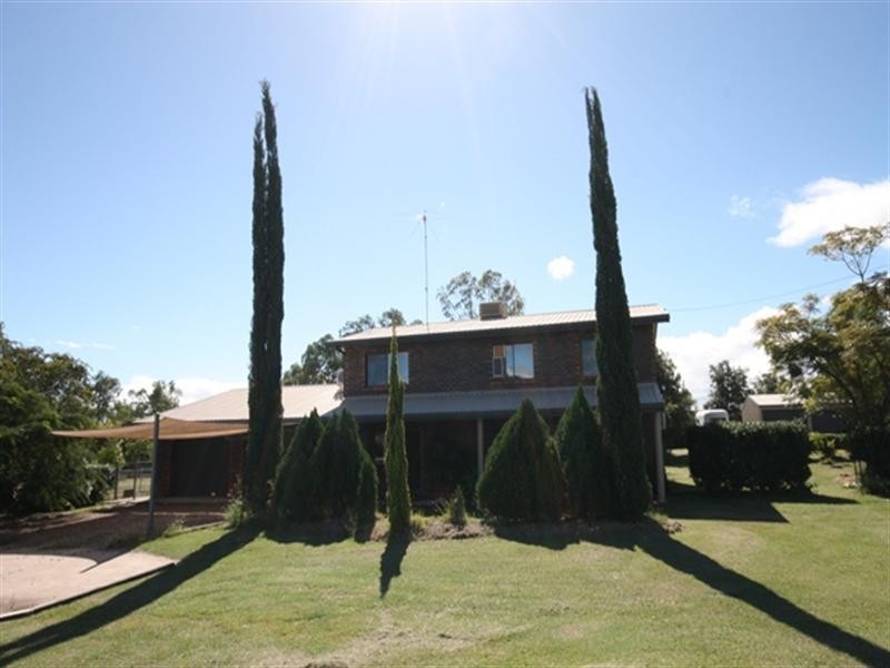 2 Alexandra Avenue, Biloela QLD 4715
