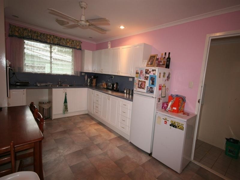 18 Tiamby Street, Biloela QLD 4715