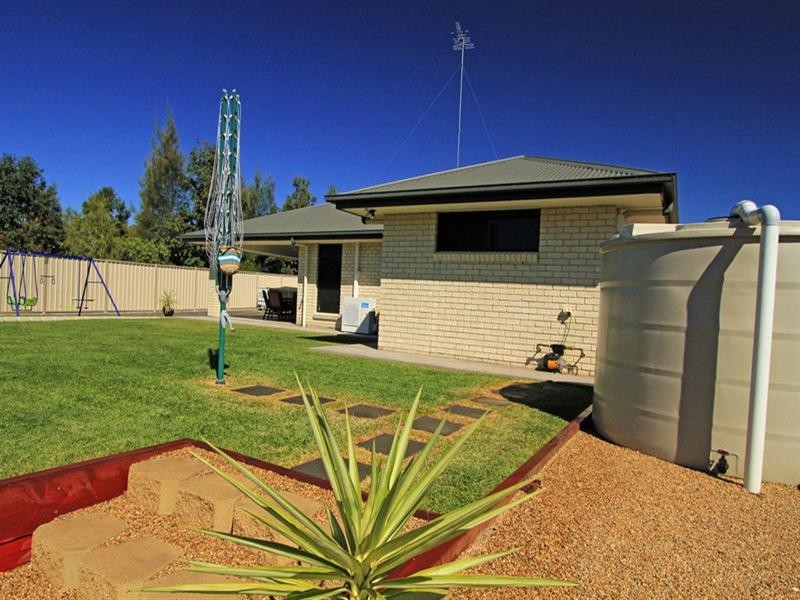 23 Paroz Crescent, Biloela QLD 4715