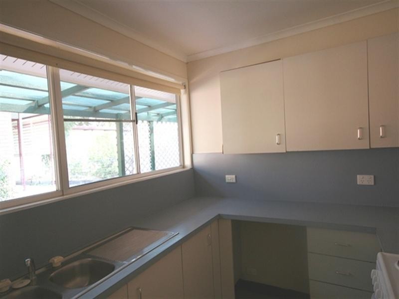 4 Raglan Street, Biloela QLD 4715